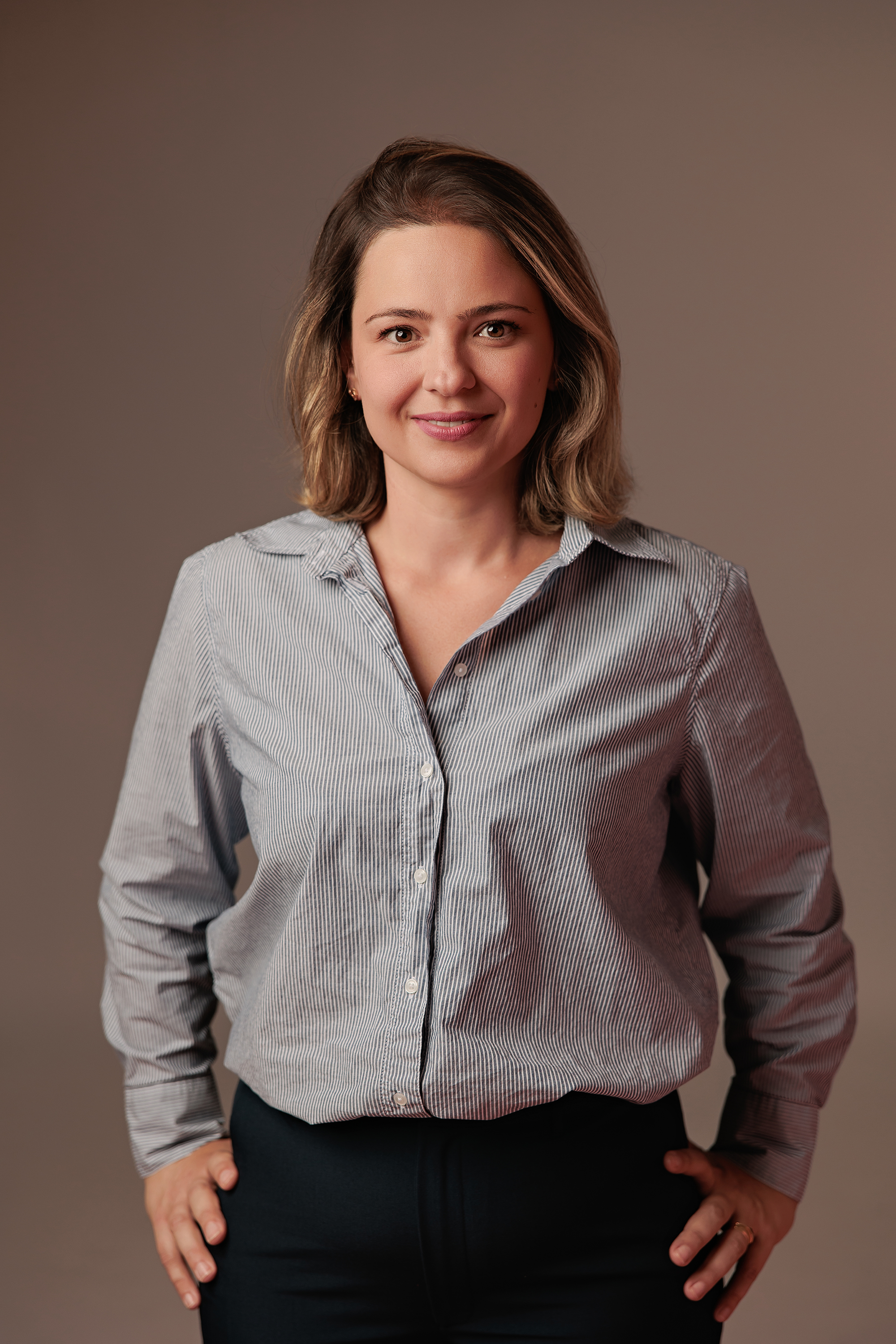 Amanda Dams Photography Headshots Debora