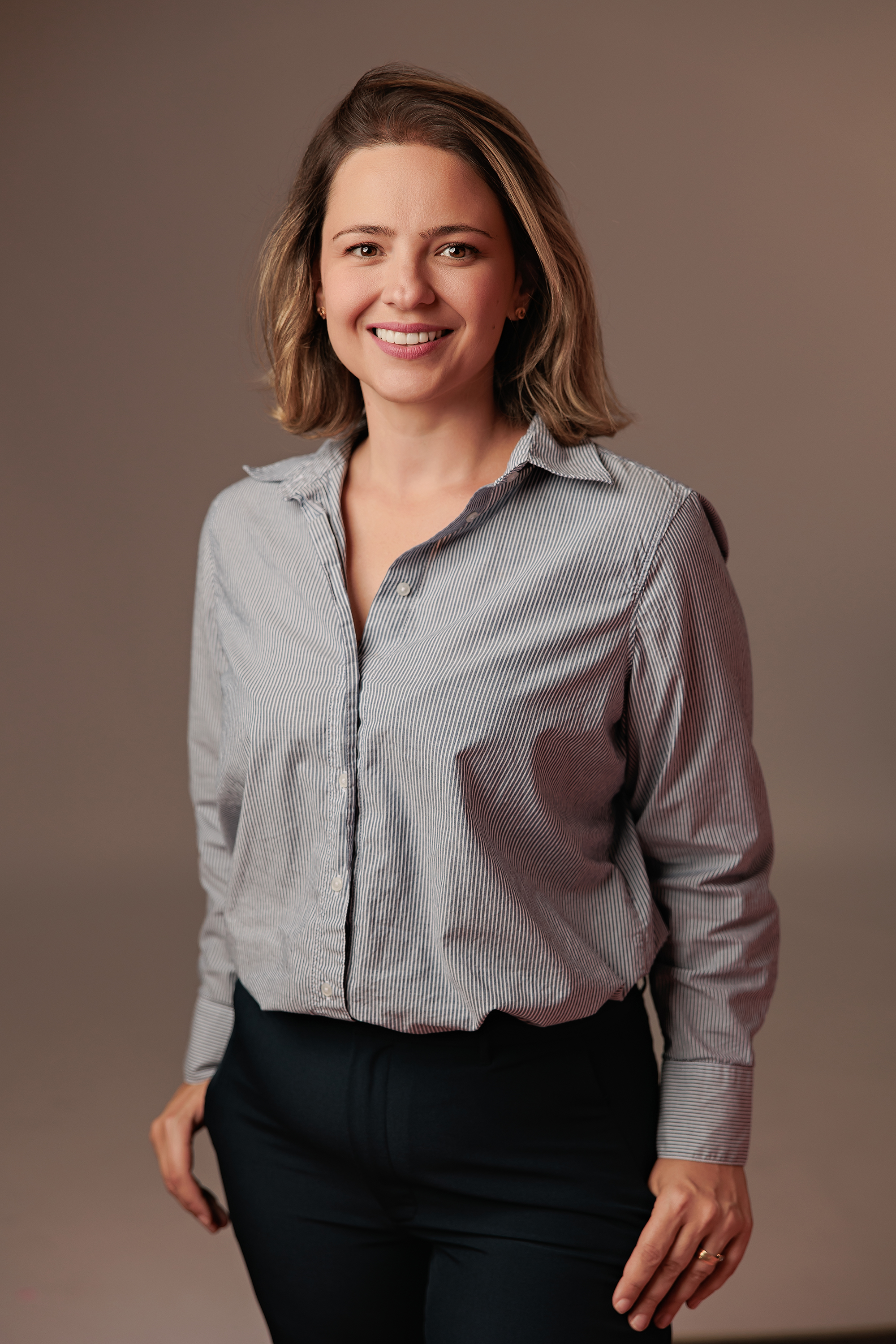 Amanda Dams Photography Headshots Debora