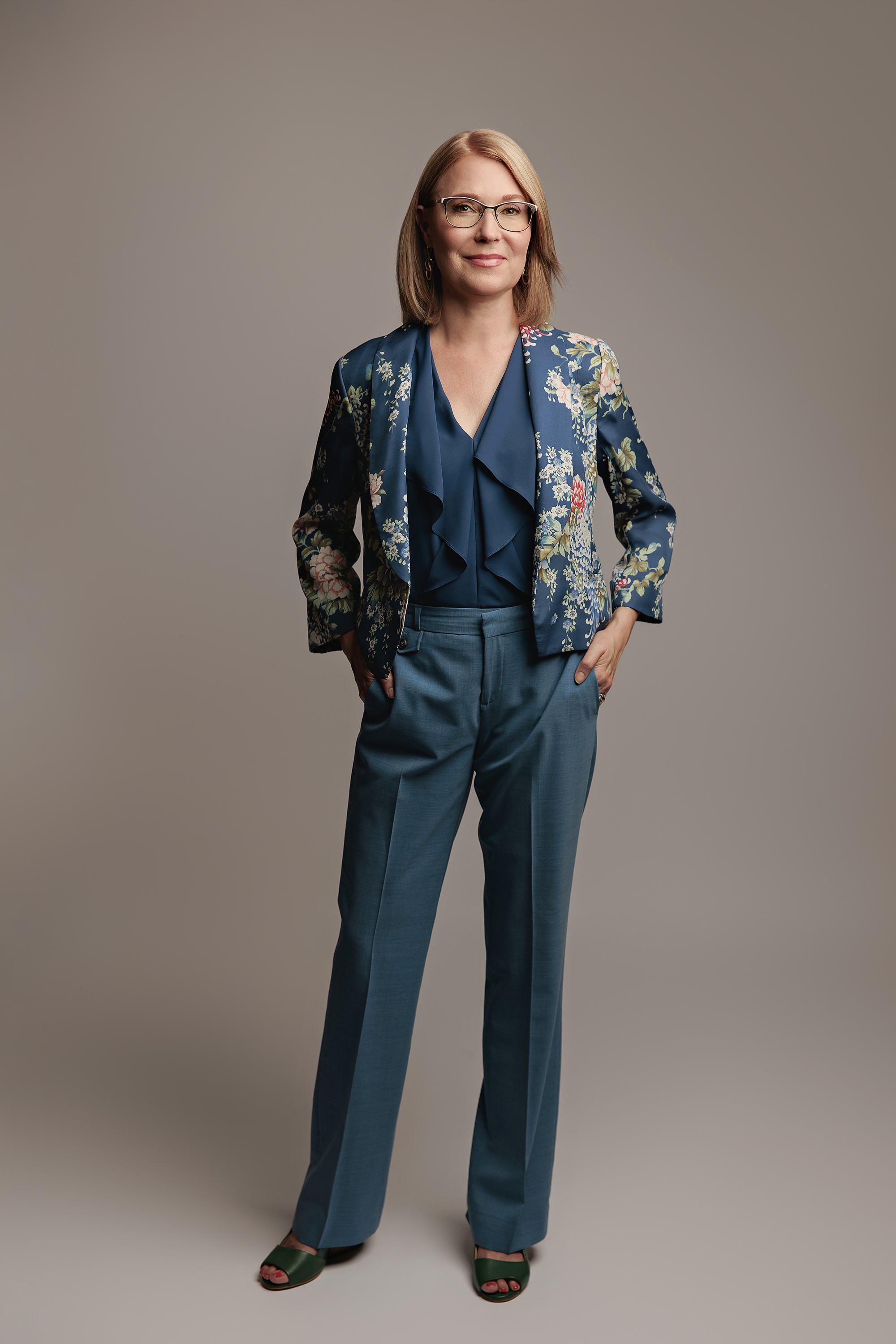 Amanda Dams Photography Headshots Kirsten Schrader