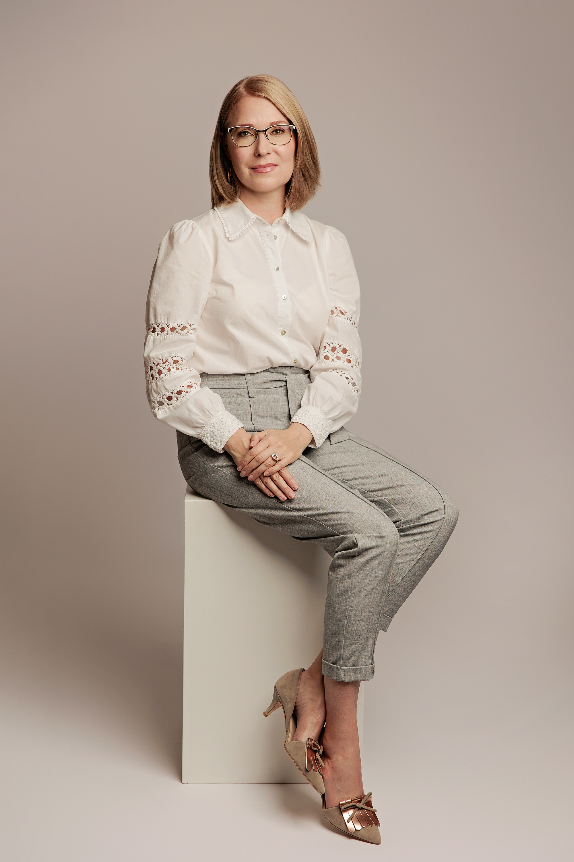 Amanda Dams Photography Headshots Kirsten Schrader