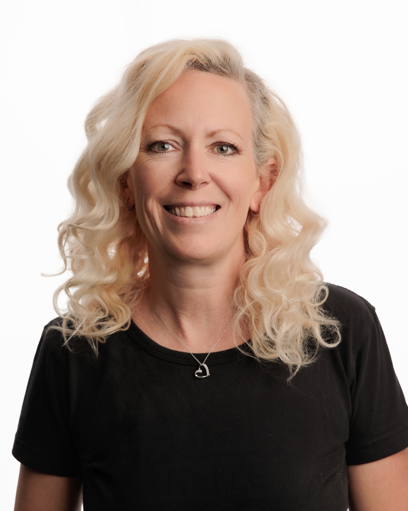 Amanda Dams Photography Headshots Sysco 2025 34 Copy